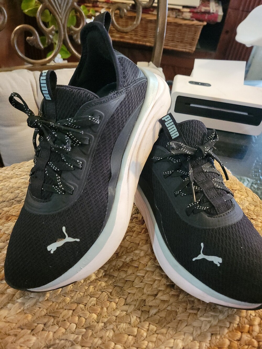 Puma Sneakers